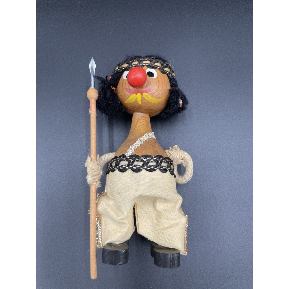 Vintage Native American Wood‎ Figurine